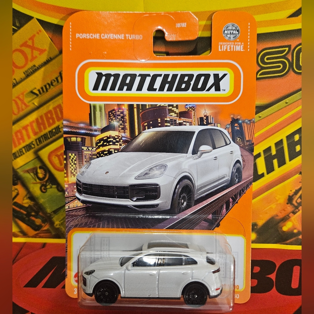 Matchbox Porsche Cayenne Turbo Collector Car - White